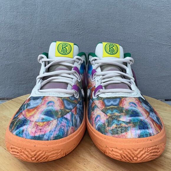 Nike Kyrie 8 GO Circle Of Life (GS) Basketball Shoe Youth/Men’s Size 7 US - Picture 2 of 8